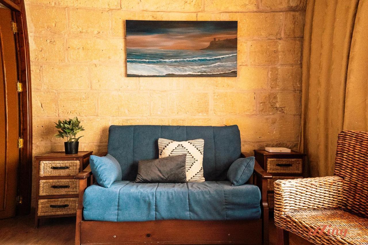 A Holiday Home Duplex In A Gozo Village Square Виктория Екстериор снимка